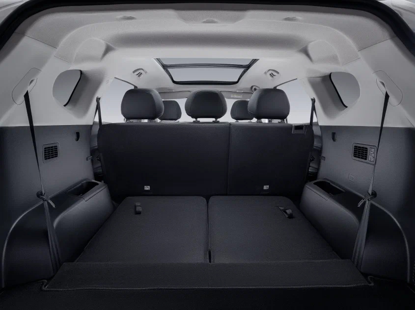 Интерьер/салон нового автомобиля MOSKVICH 8