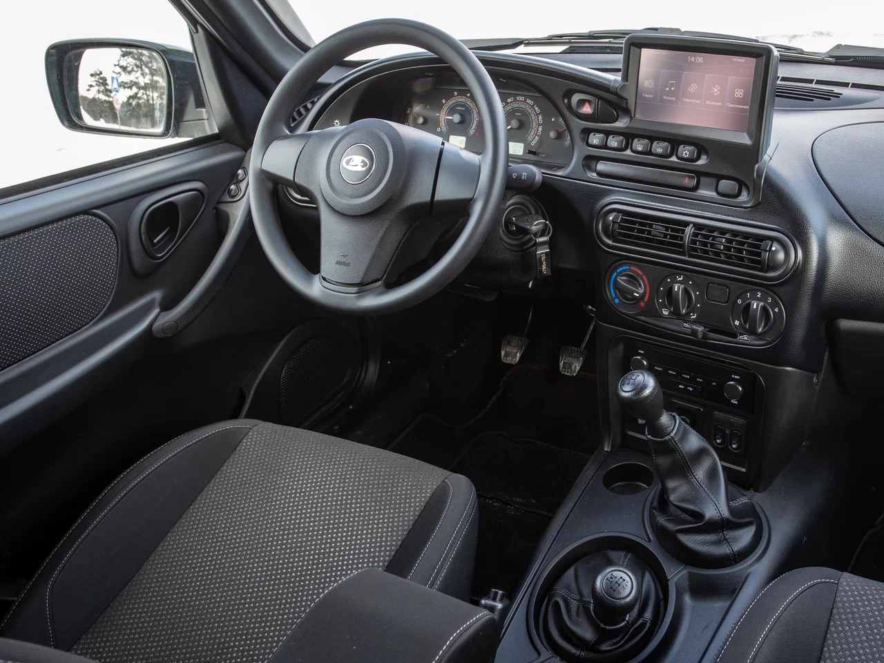 Интерьер/салон нового автомобиля LADA Niva Travel