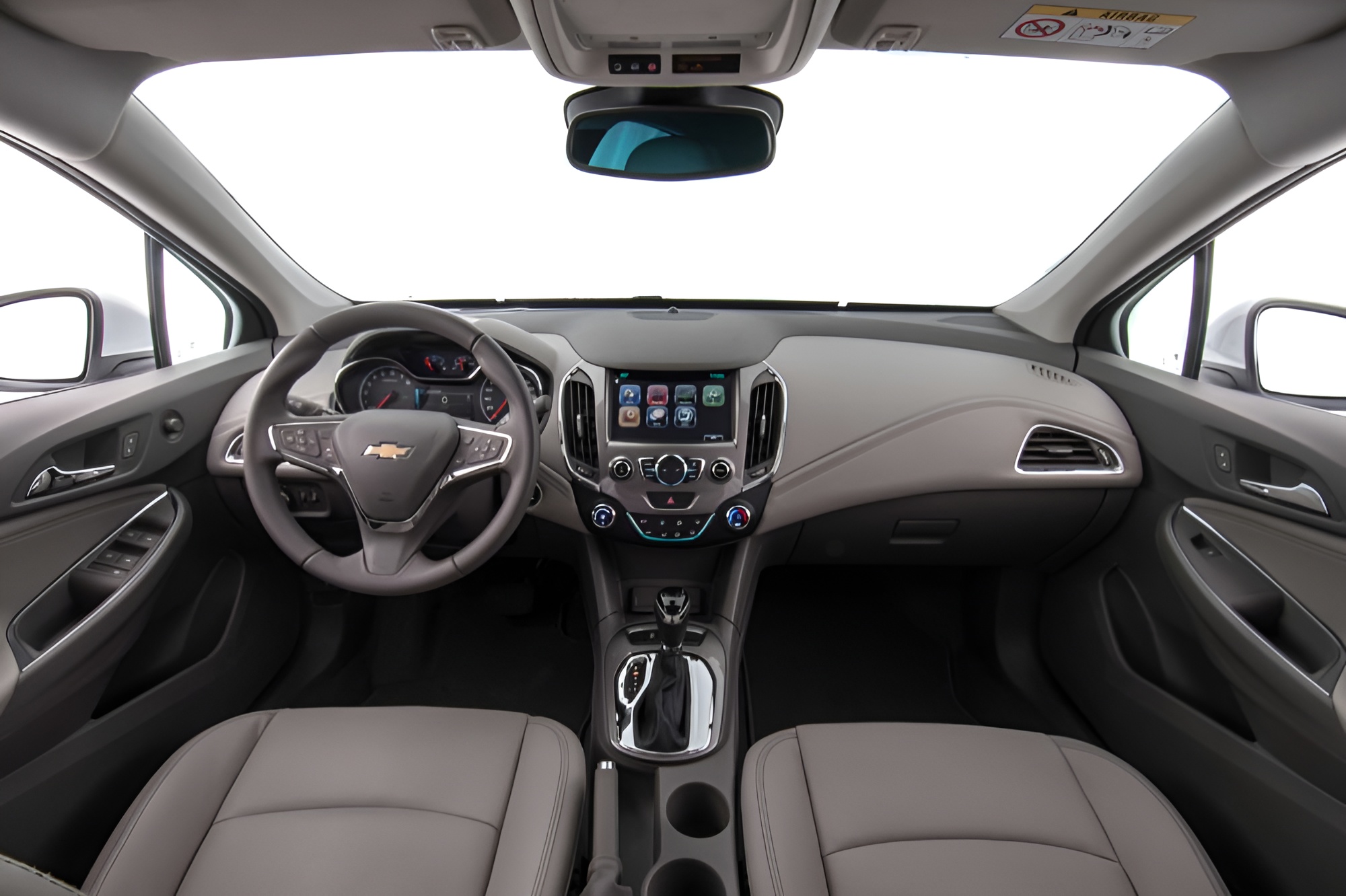 Интерьер/салон нового автомобиля Chevrolet Cruze