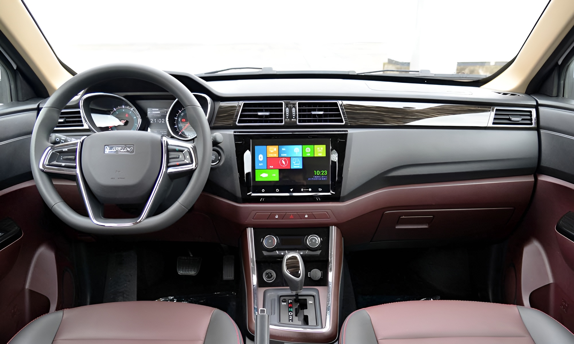 Интерьер/салон нового автомобиля Lifan Myway