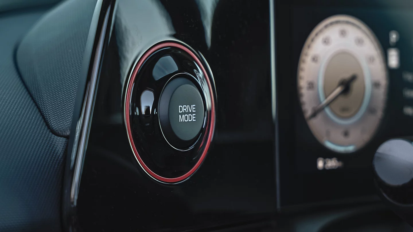 Интерьер/салон нового автомобиля Hyundai Elantra NEW