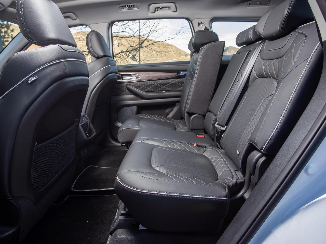 Интерьер/салон нового автомобиля EXEED VX