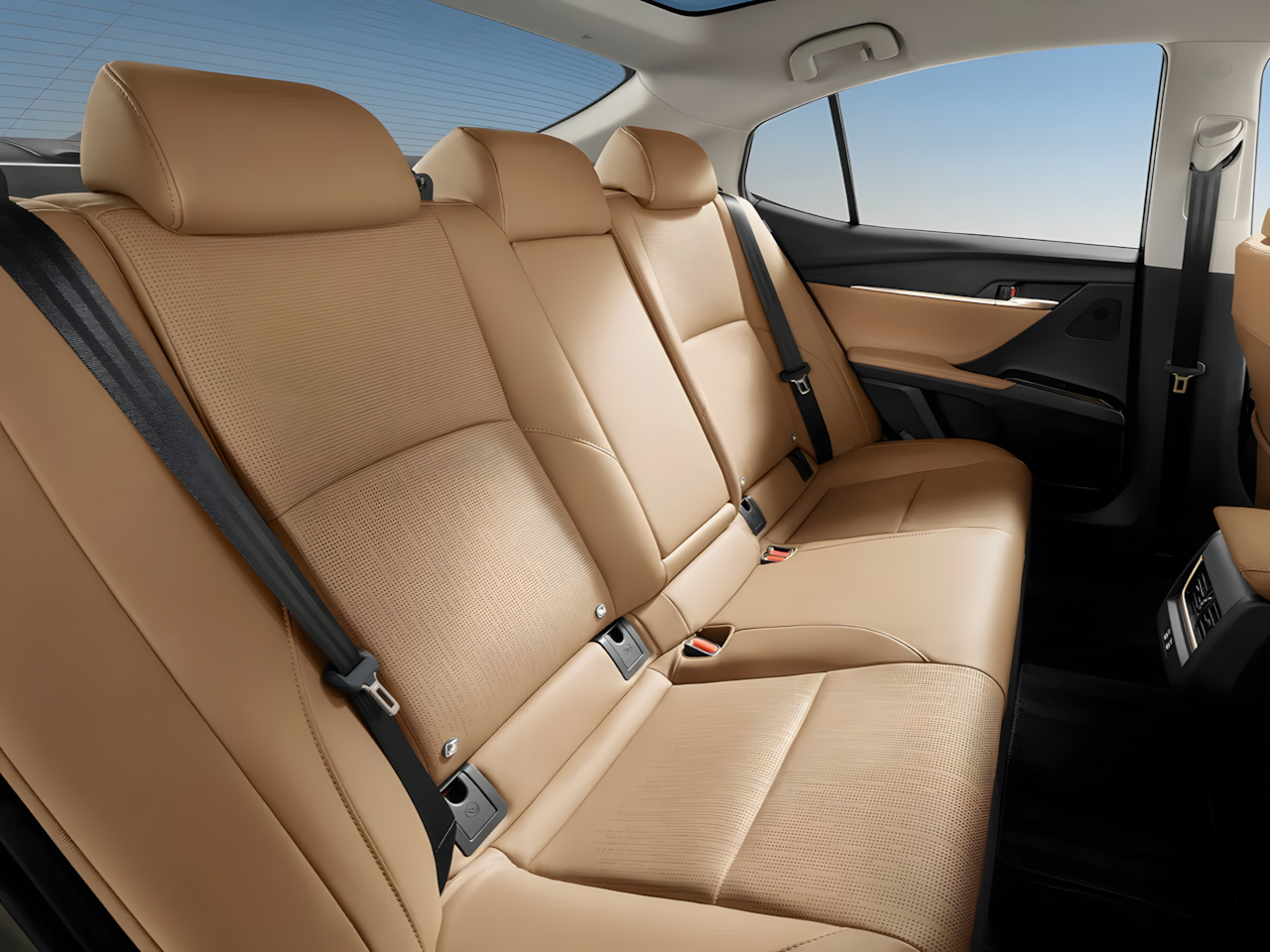 Интерьер/салон нового автомобиля Toyota Camry