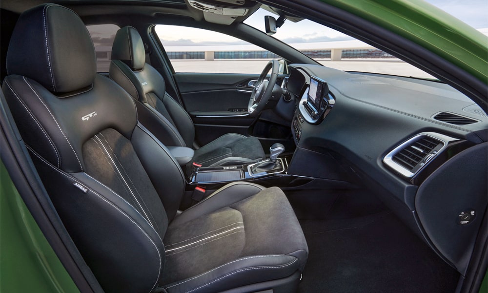 Интерьер/салон нового автомобиля Kia Xceed