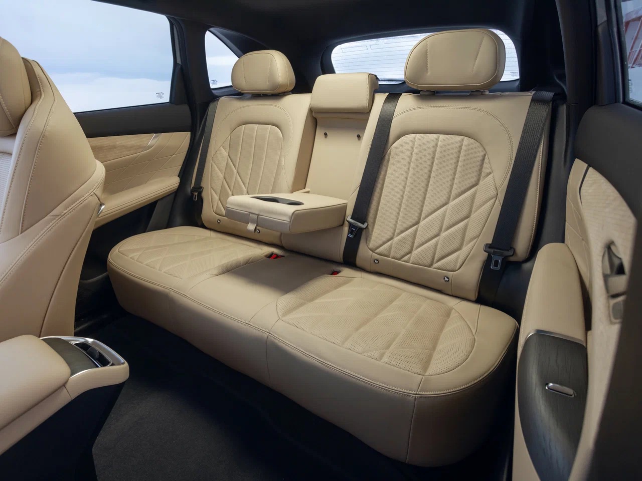 Интерьер/салон нового автомобиля Changan CS75 Plus
