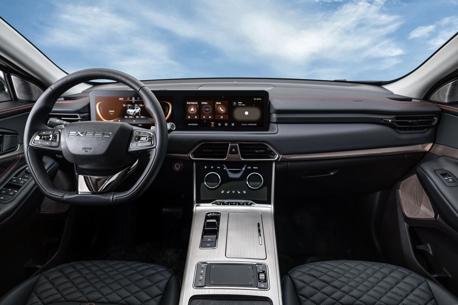 Интерьер/салон нового автомобиля EXEED TXL NEW