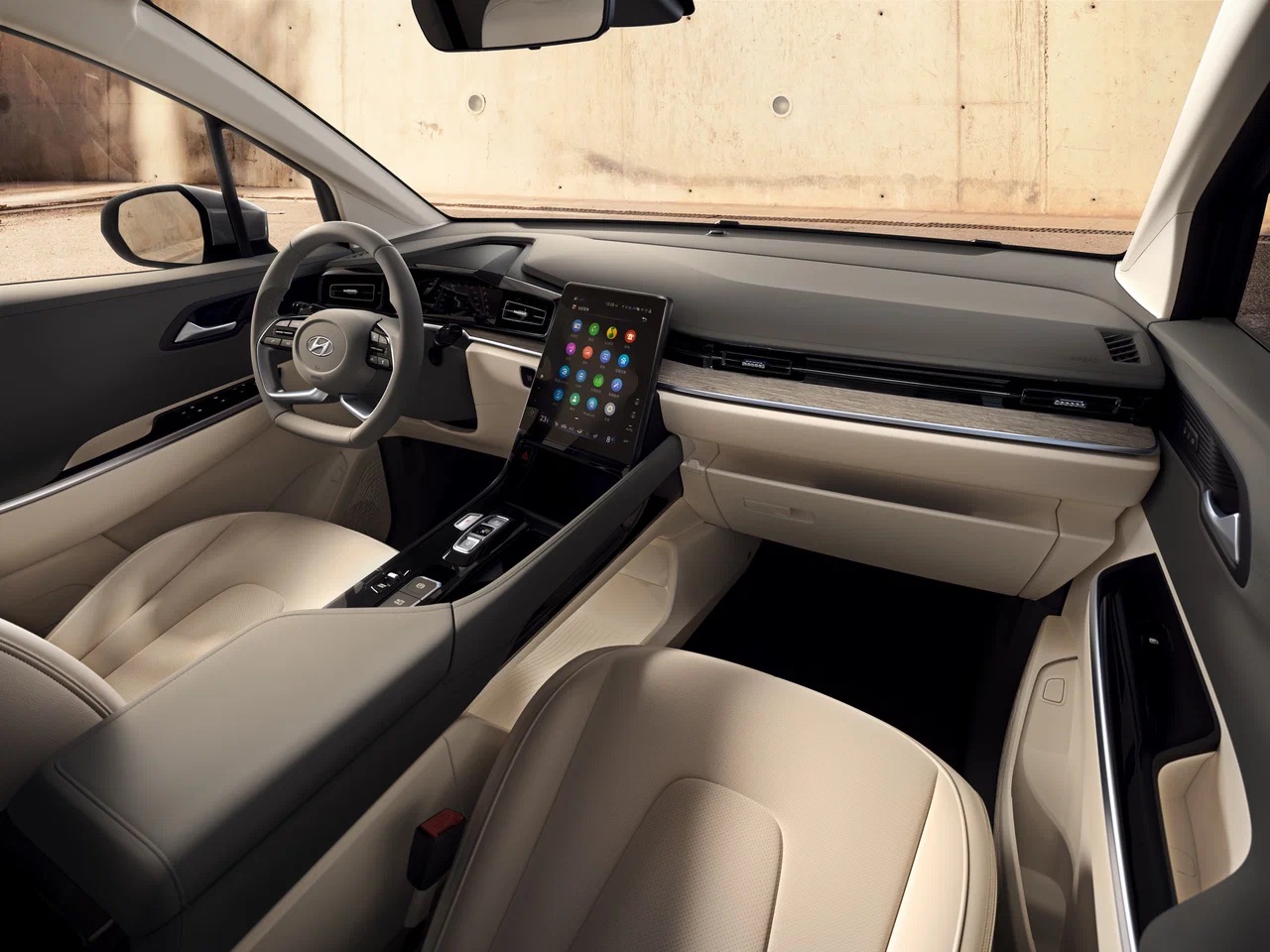 Интерьер/салон нового автомобиля Hyundai Custo