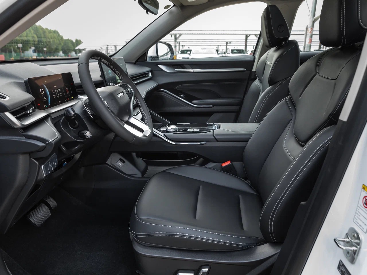 Интерьер/салон нового автомобиля Haval H6