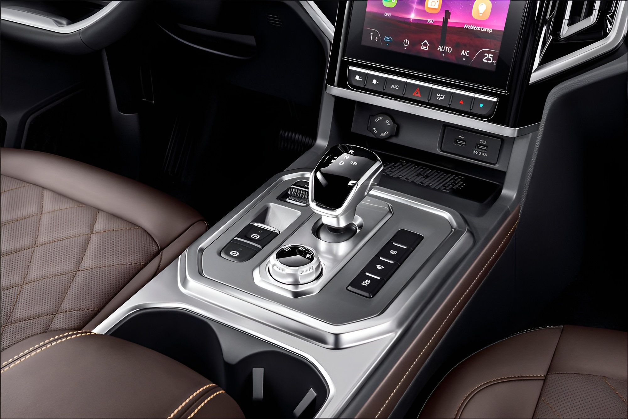 Интерьер/салон нового автомобиля JAC T9