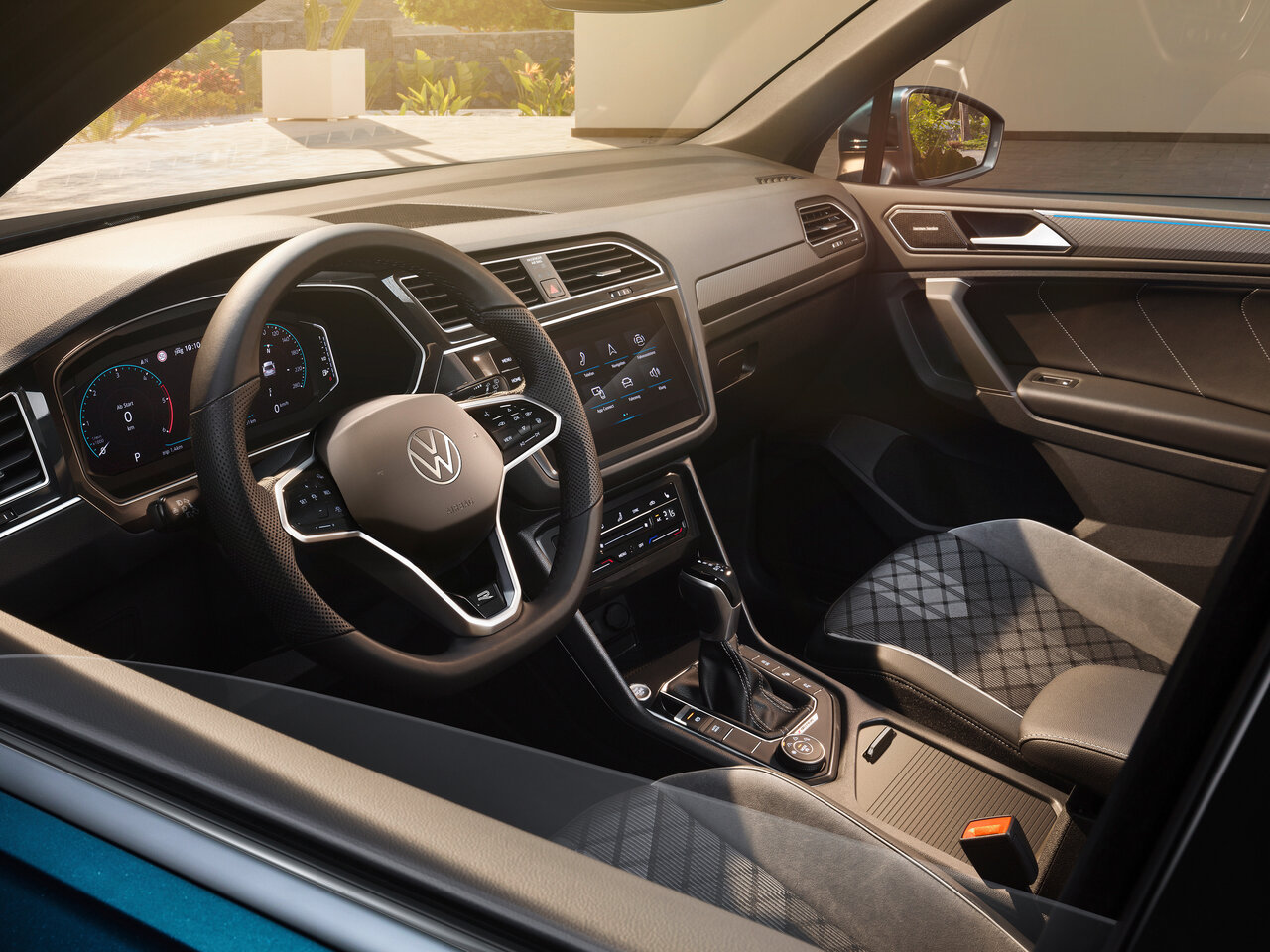 Интерьер/салон нового автомобиля Volkswagen Tiguan