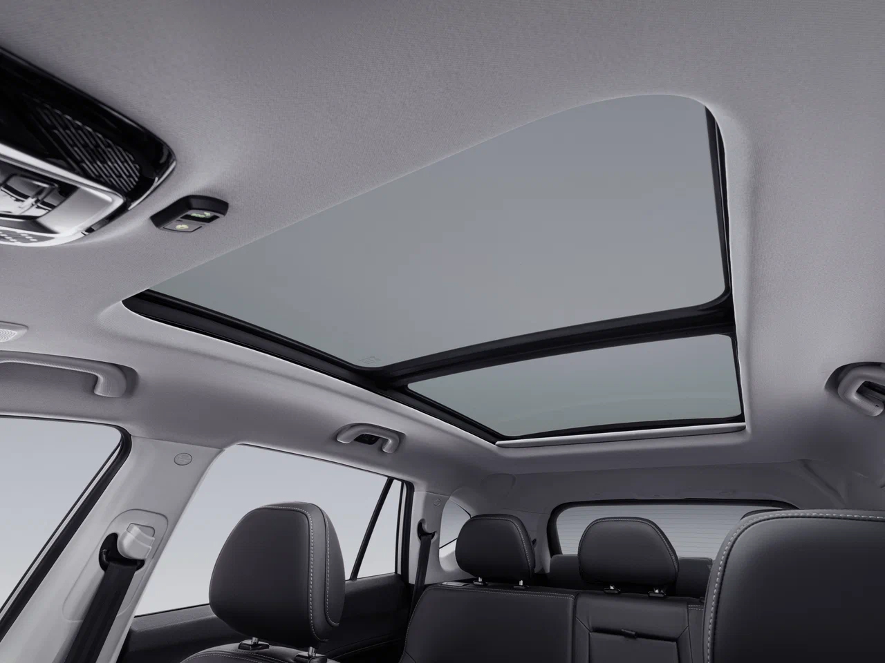 Интерьер/салон нового автомобиля MOSKVICH 8