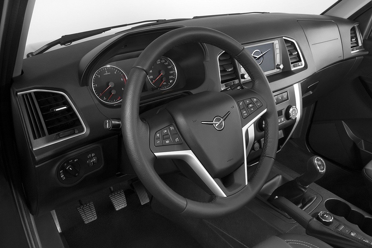 Интерьер/салон нового автомобиля UAZ Pickup