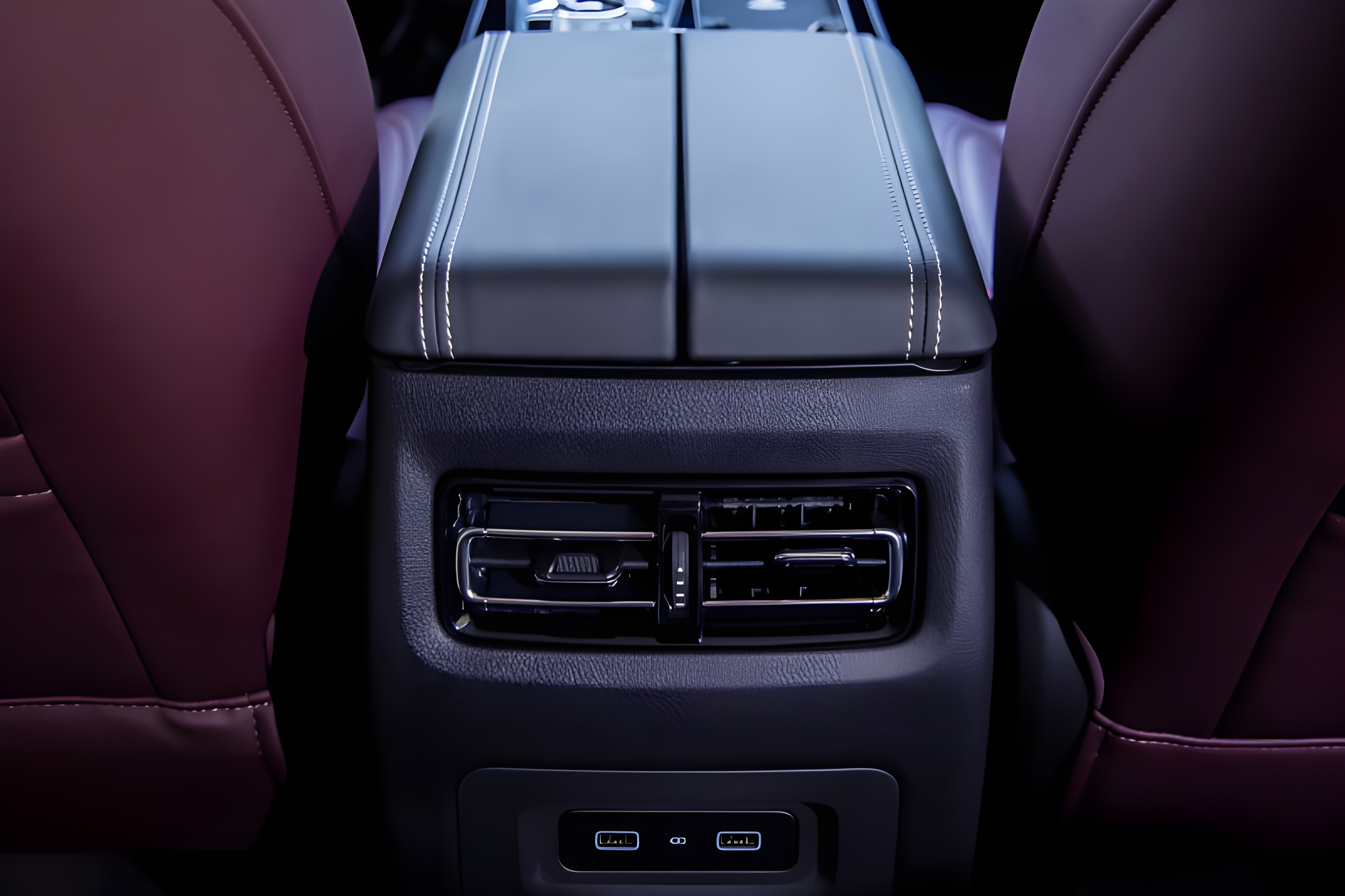 Интерьер/салон нового автомобиля Jetour X90 Plus