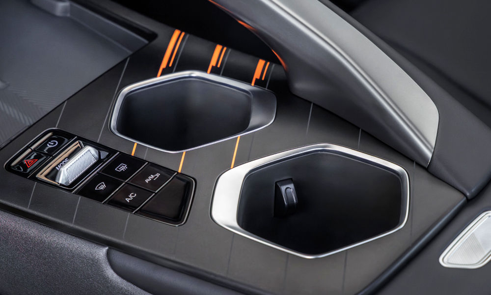 Интерьер/салон нового автомобиля OMODA C5