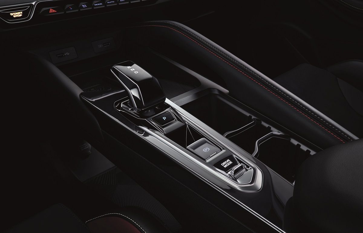 Интерьер/салон нового автомобиля Geely Coolray NEW