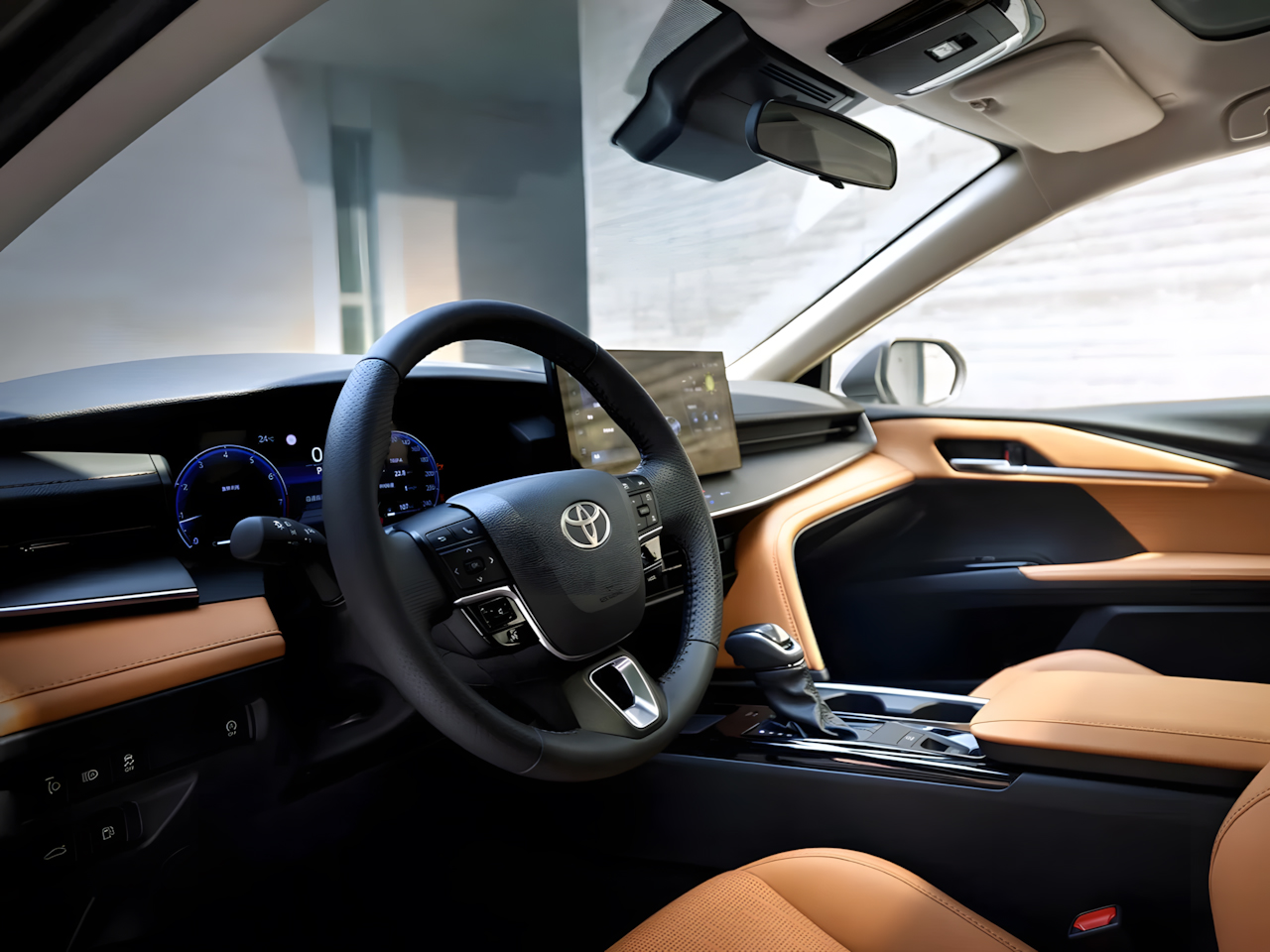 Интерьер/салон нового автомобиля Toyota Camry