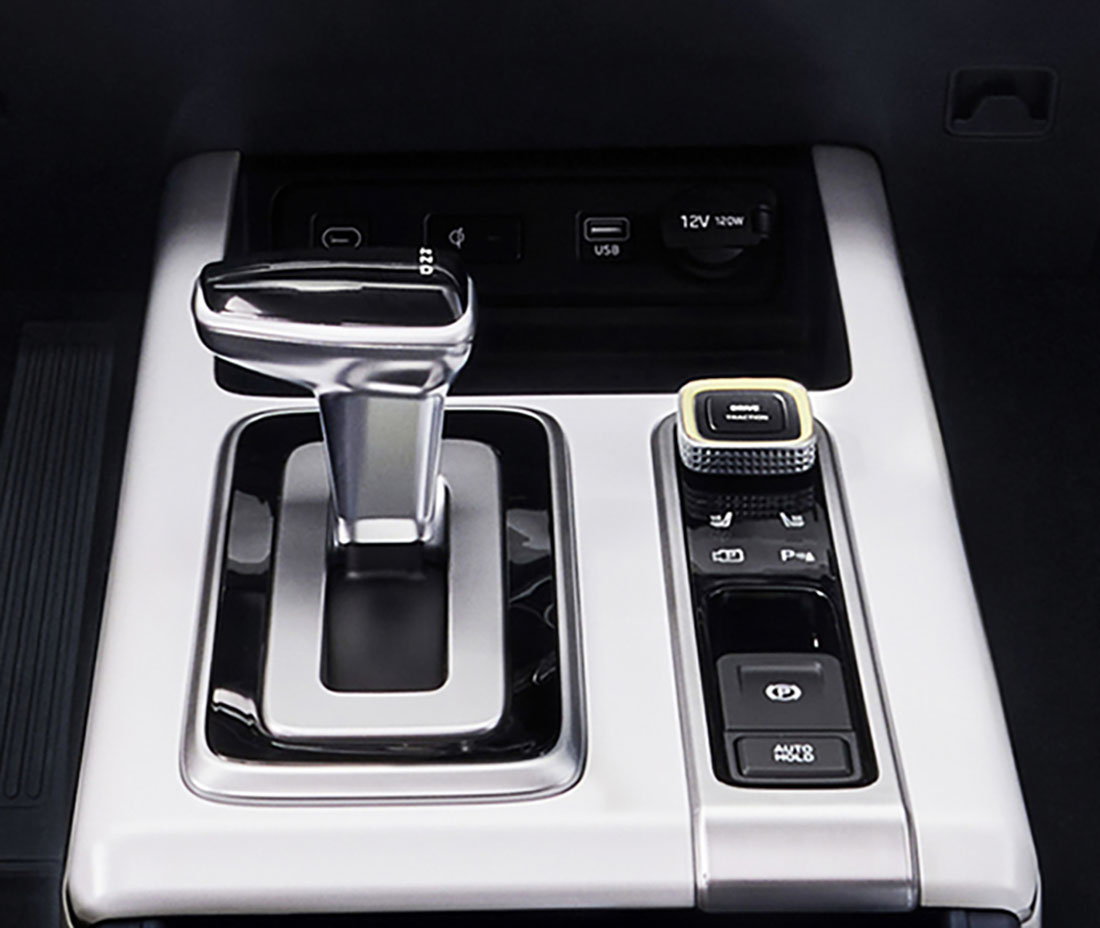 Интерьер/салон нового автомобиля Hyundai Mufasa