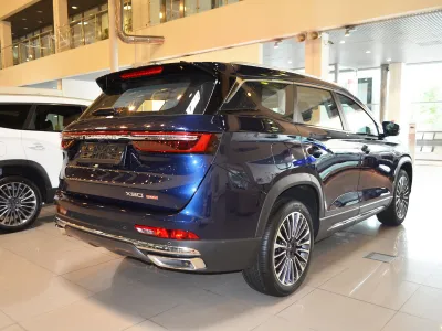 Автомобиль Jetour X90 Plus, 1.6 л, передний привод, Робот, бензин в наличии в Краснодаре