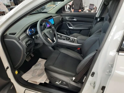 Автомобиль JAC S7, 1.5 л, передний привод, Робот, бензин в наличии в Екатеринбург