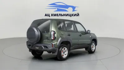 Автомобиль LADA Niva Travel, 1.7 л, полный привод, МКПП, бензин в наличии в Новосибирск