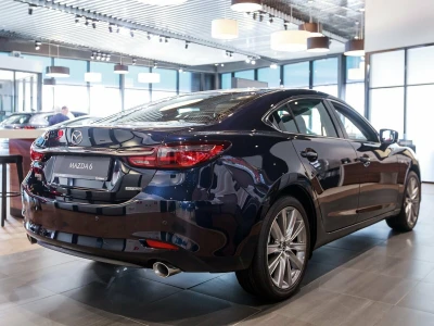 Автомобиль Mazda 6, 2 л, передний привод, АКПП, бензин в наличии в Екатеринбург