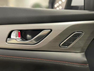 Автомобиль Changan CS75FL, 1.8 л, полный привод, АКПП, бензин в наличии в Екатеринбургe