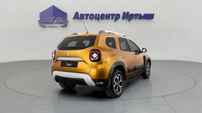 Автомобиль Renault Duster, 1.3 л, полный привод, Вариатор, бензин в наличии в Омске