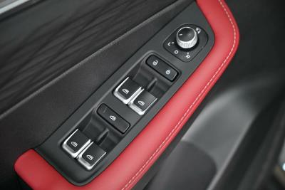 Автомобиль Geely Coolray, 1.5 л, передний привод, Робот, бензин в наличии в Краснодаре