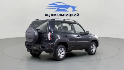 Автомобиль LADA Niva Travel, 1.7 л, полный привод, МКПП, бензин в наличии в Новосибирск