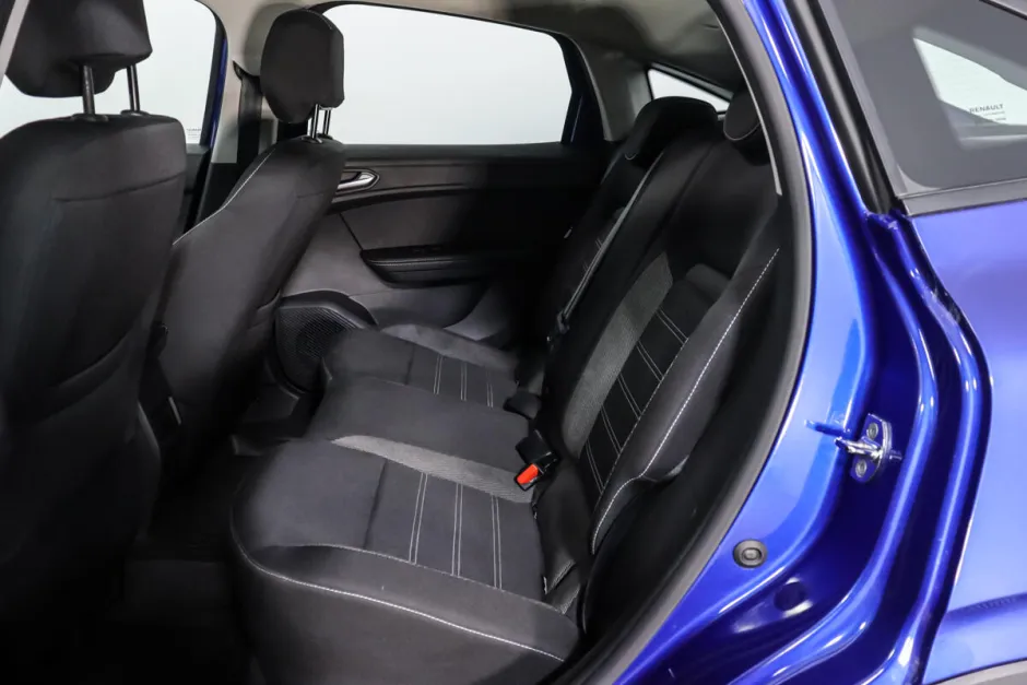 Автомобиль Renault Arkana, 1.6 л, передний привод, Вариатор, бензин в наличии в Самаре