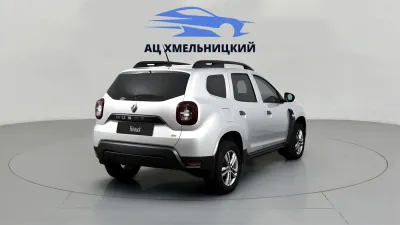 Автомобиль Renault Duster, 1.6 л, передний привод, МКПП, бензин в наличии в Новосибирск