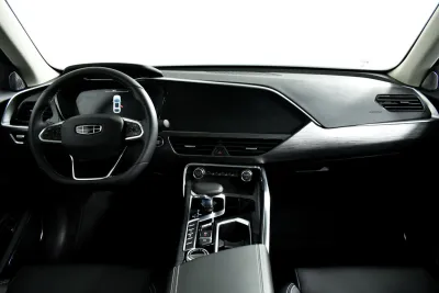 Автомобиль Geely Tugella, 2 л, полный привод, АКПП, бензин в наличии в Новосибирск