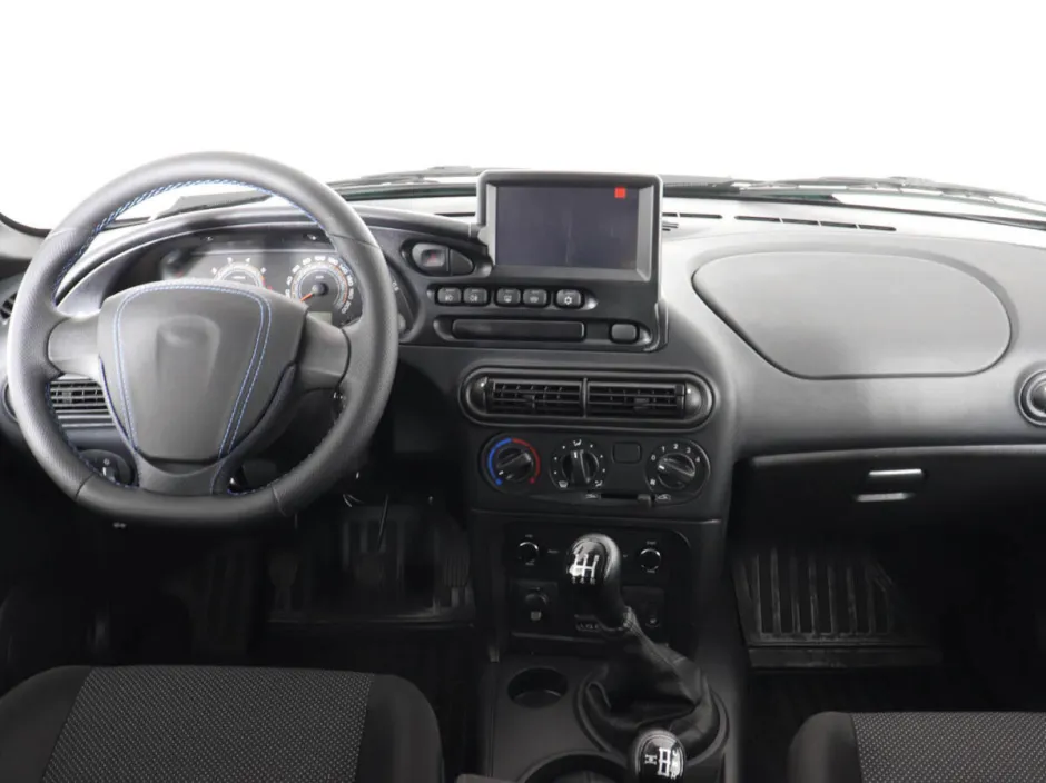 Автомобиль LADA Niva Travel, 1.7 л, полный привод, МКПП, бензин в наличии в Самаре