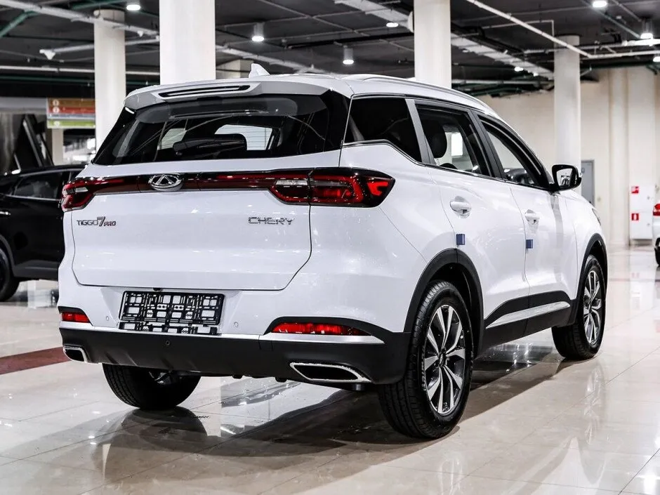 Фото №6 нового авто Chery Tiggo 7 Pro