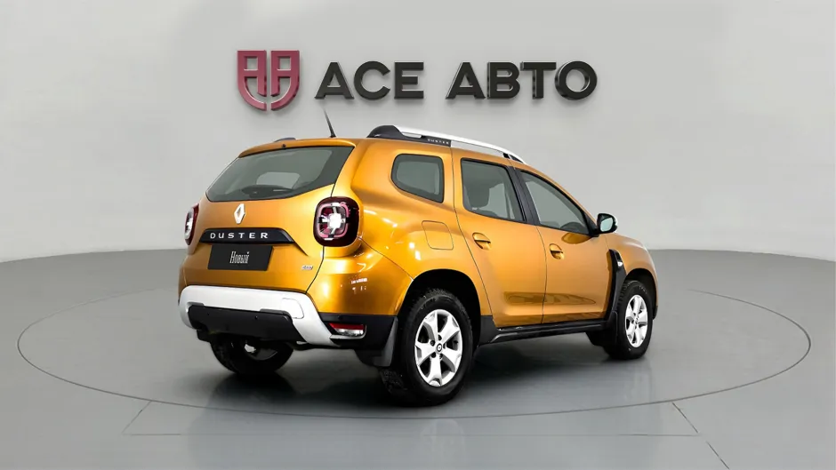 Автомобиль Renault Duster, 1.6 л, полный привод, МКПП, бензин в наличии в Самаре