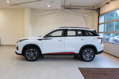 Автомобиль Changan CS75 Plus, 1.5 л, передний привод, АКПП, бензин в наличии в Краснодаре