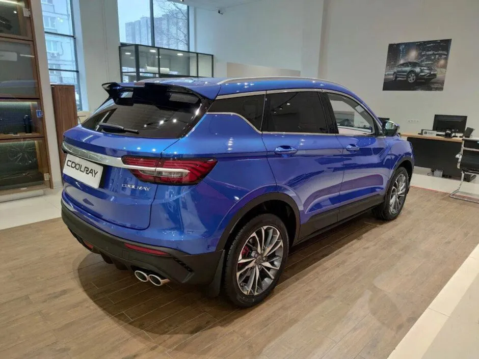 Автомобиль Geely Coolray, 1.5 л, передний привод, Робот, бензин в наличии в Санкт-Петербург