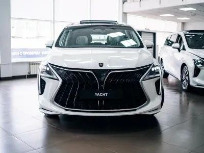 Автомобиль Forthing Yacht, 1.5 л, передний привод, Робот, бензин в наличии в Краснодаре