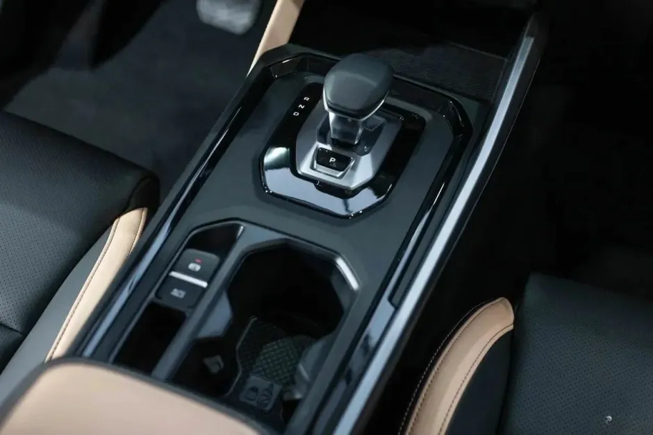 Автомобиль Livan X6 Pro, 1.5 л, передний привод, Робот, бензин в наличии в Краснодаре