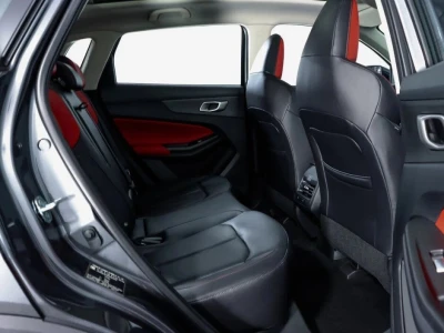 Автомобиль Changan UNI-S, 1.5 л, передний привод, Робот, бензин в наличии в Краснодаре