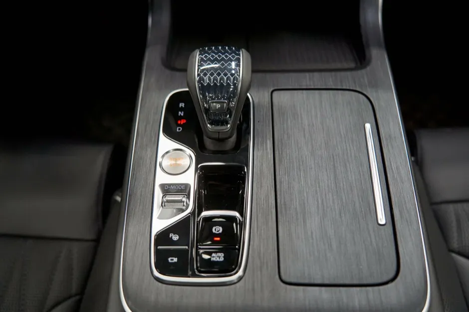 Автомобиль GAC GS8, 2 л, полный привод, АКПП, бензин в наличии в Краснодаре