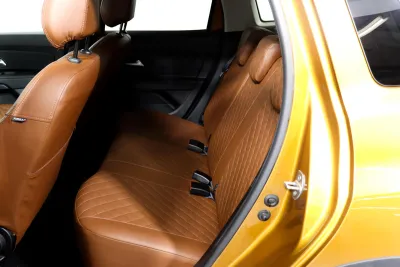 Автомобиль Renault Duster, 1.3 л, полный привод, Вариатор, бензин в наличии в Омске