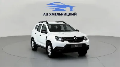 Автомобиль Renault Duster, 1.6 л, полный привод, МКПП, бензин в наличии в Новосибирск