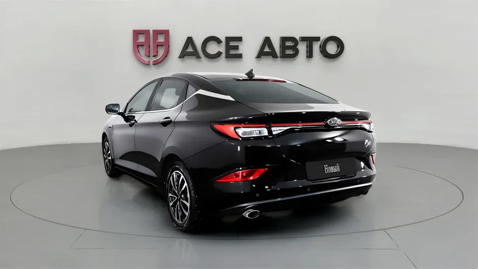 Автомобиль JAC J7, 1.5 л, передний привод, Вариатор, бензин в наличии в Самаре