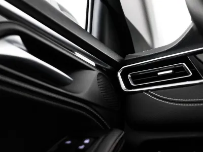 Автомобиль JAC J7, 1.5 л, передний привод, Вариатор, бензин в наличии в Новосибирск