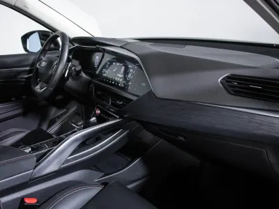 Автомобиль Geely Tugella, 2 л, полный привод, АКПП, бензин в наличии в Новосибирск