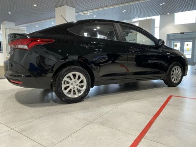 Автомобиль Hyundai Solaris, 1.4 л, передний привод, АКПП, бензин в наличии в Екатеринбургe