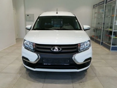 Автомобиль LADA Largus Cross 5 мест, 1.6 л, передний привод, МКПП, бензин в наличии в Новосибирске
