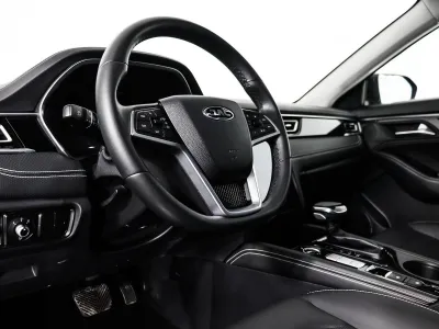 Автомобиль JAC J7, 1.5 л, передний привод, Вариатор, бензин в наличии в Новосибирск