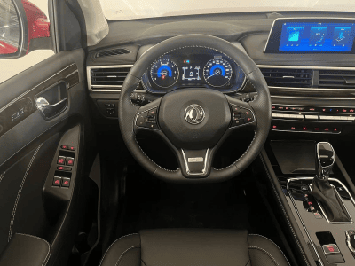 Автомобиль DongFeng 580, 1.5 л, передний привод, Вариатор, бензин в наличии в Краснодаре